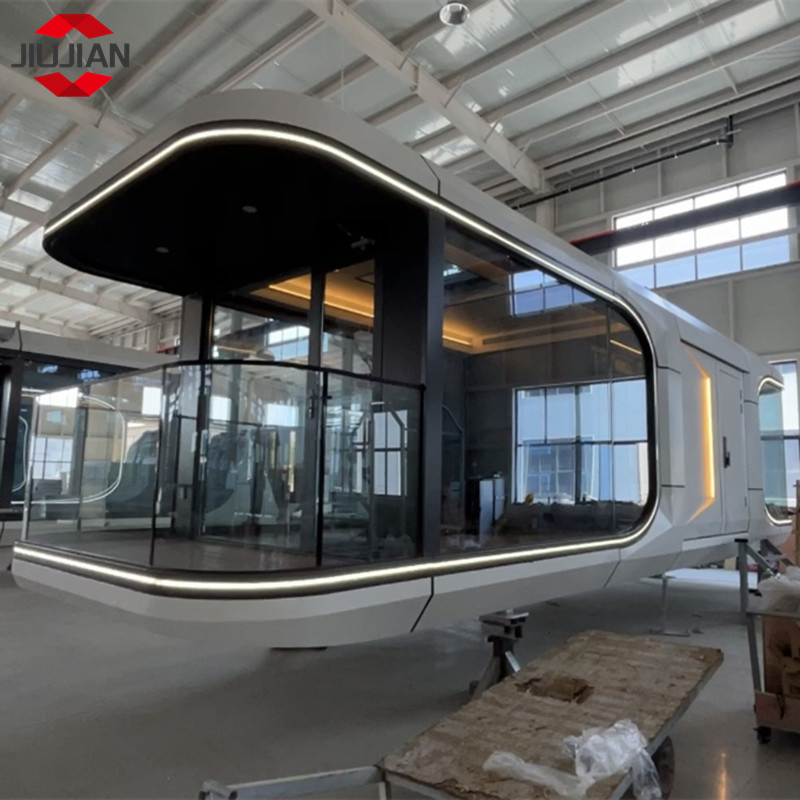 Custimozed Steel Structure 40FT Mobile Prefabricated Modern Vacation Hotel Luxury Smart Home Portable Living Tiny House Modular Vessel Space Capsule Price