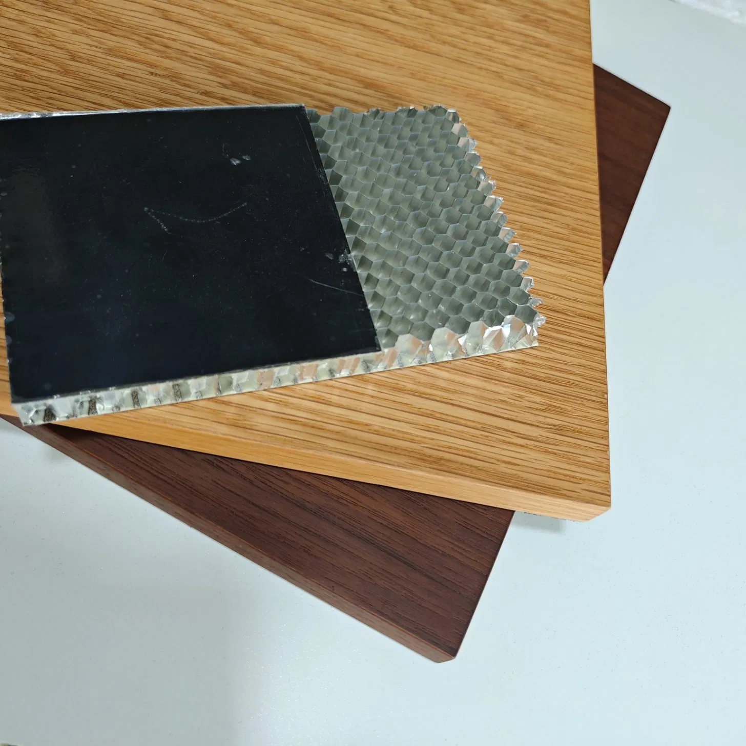 Premium Honeycomb Core Panels for Versatile Building Solutions
