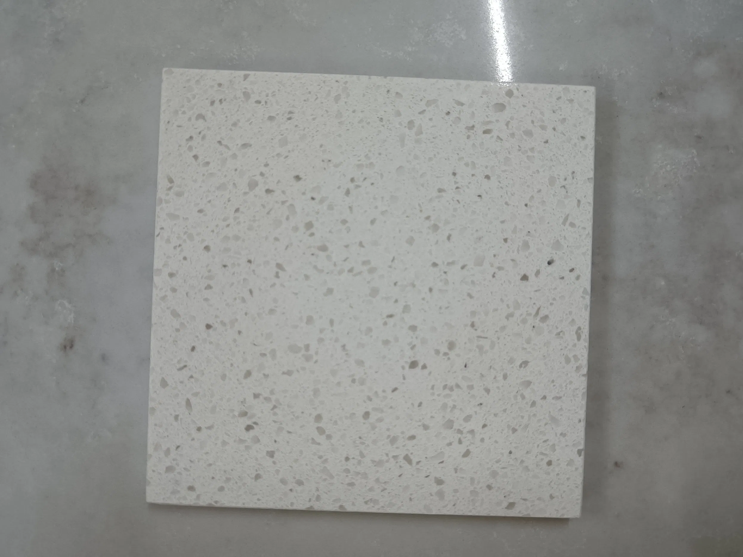 OEM Factory Corian Latest Artificial Wall Panels Stone White Calacatta Quartz Prefabricated Quartz Stone for Coffee Store and Cafe or Cafe Shop Decoration