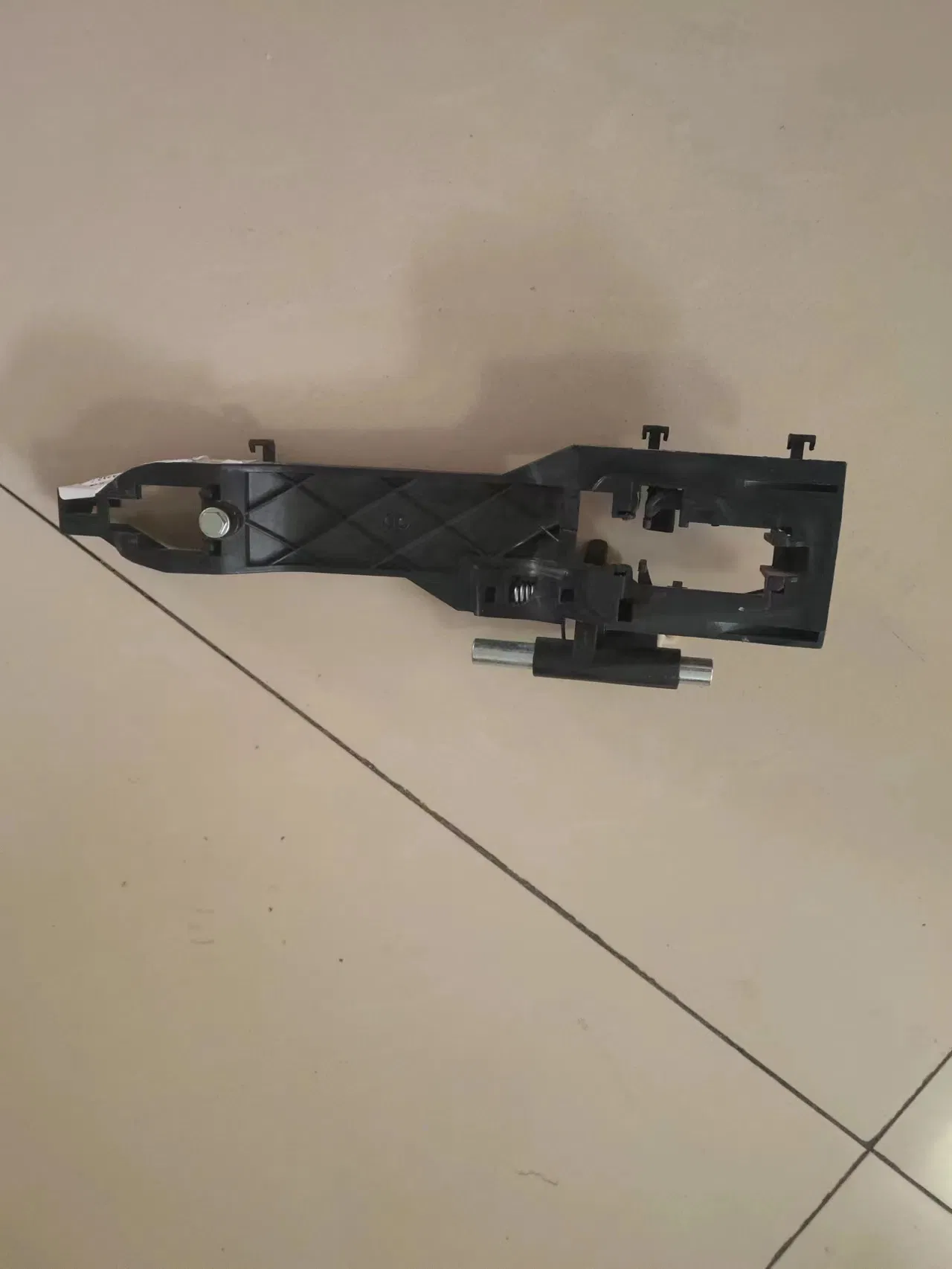 Автозапчасти для BAIC: кузовные аксессуары и комплектующие