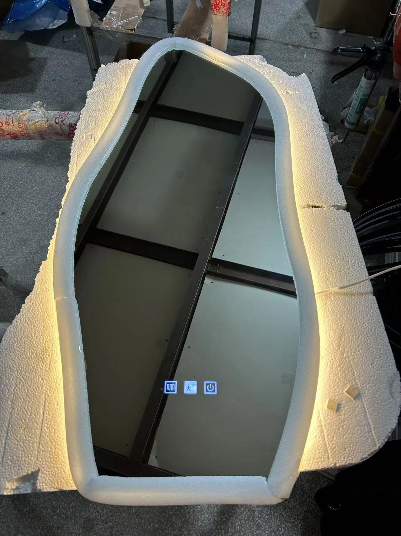 Modern Factory Price /5mm /4mm/ Wall Mounted /Full Body Dressing/ Smart Glass LED Mirrors