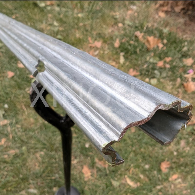 Open Vineyard Post 54X30mm Pre-Galvanized Iron 250cm Height 1.80mm Thickness Fencing Pole