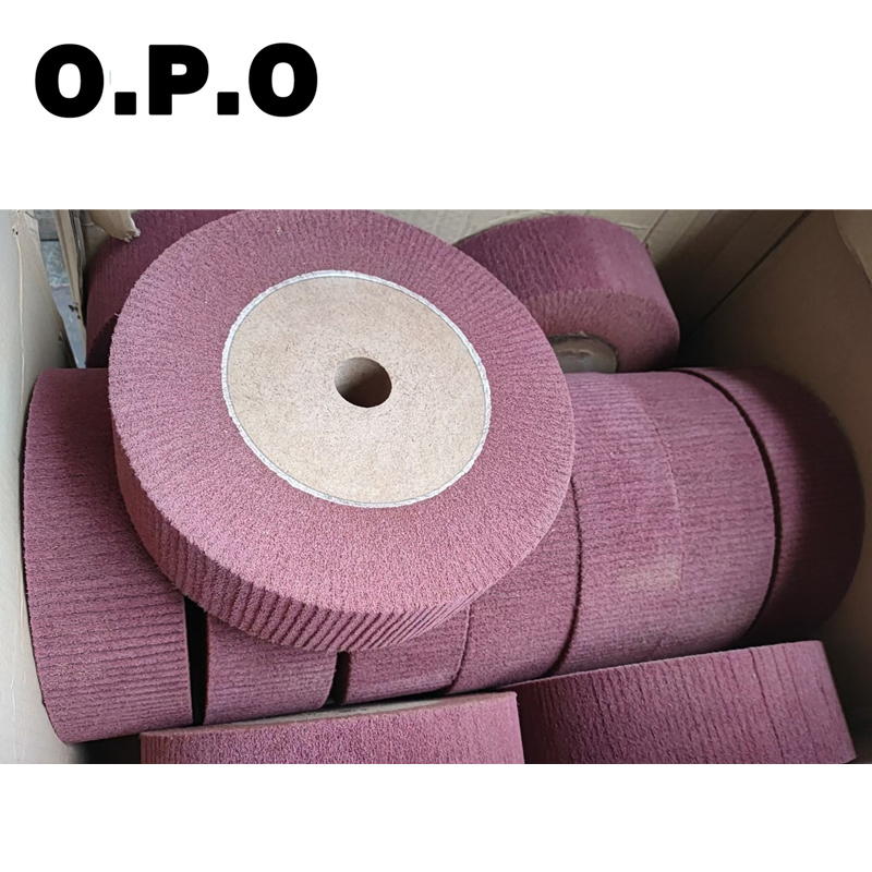 Лепестковый полировальный круг из нетканого абразива