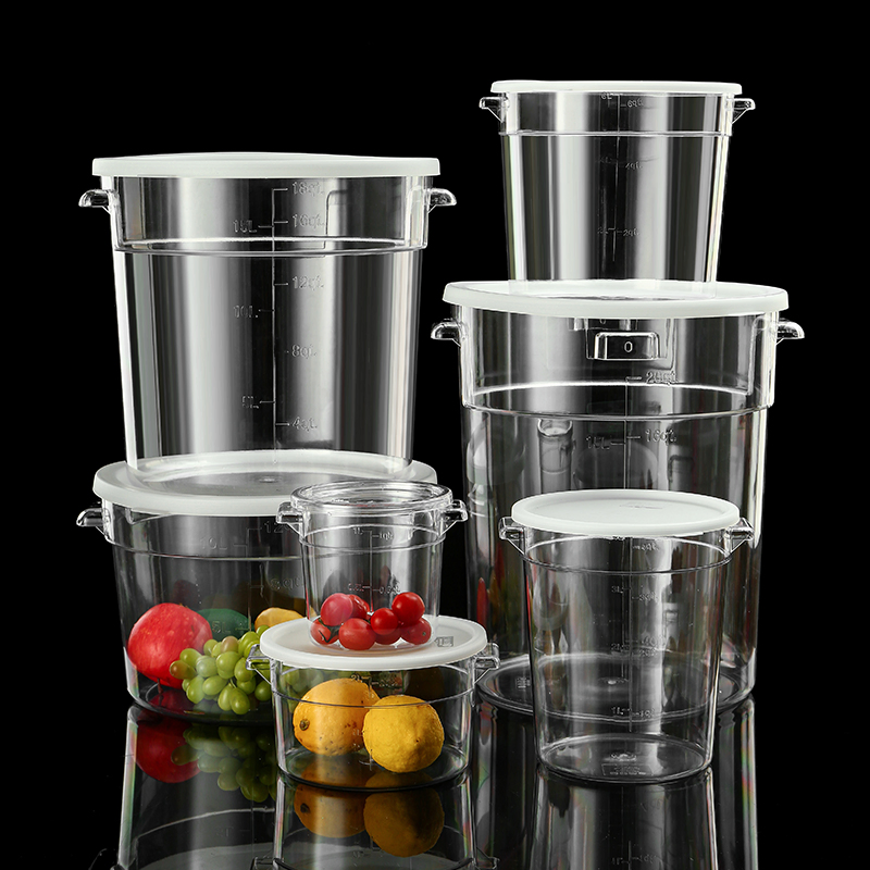 Прозрачные пластиковые контейнеры для хранения еды с мерной шкалой