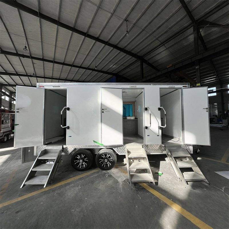 Hot Sale Custom Manufacturing Portable Toilet Trailer Mobile Public Toilets Restroom Trailer Suppliers