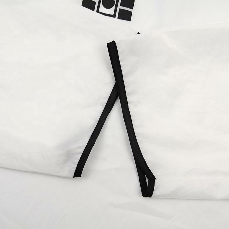 Накидка парикмахерская с длинным рукавом Gentle Bow Tie
