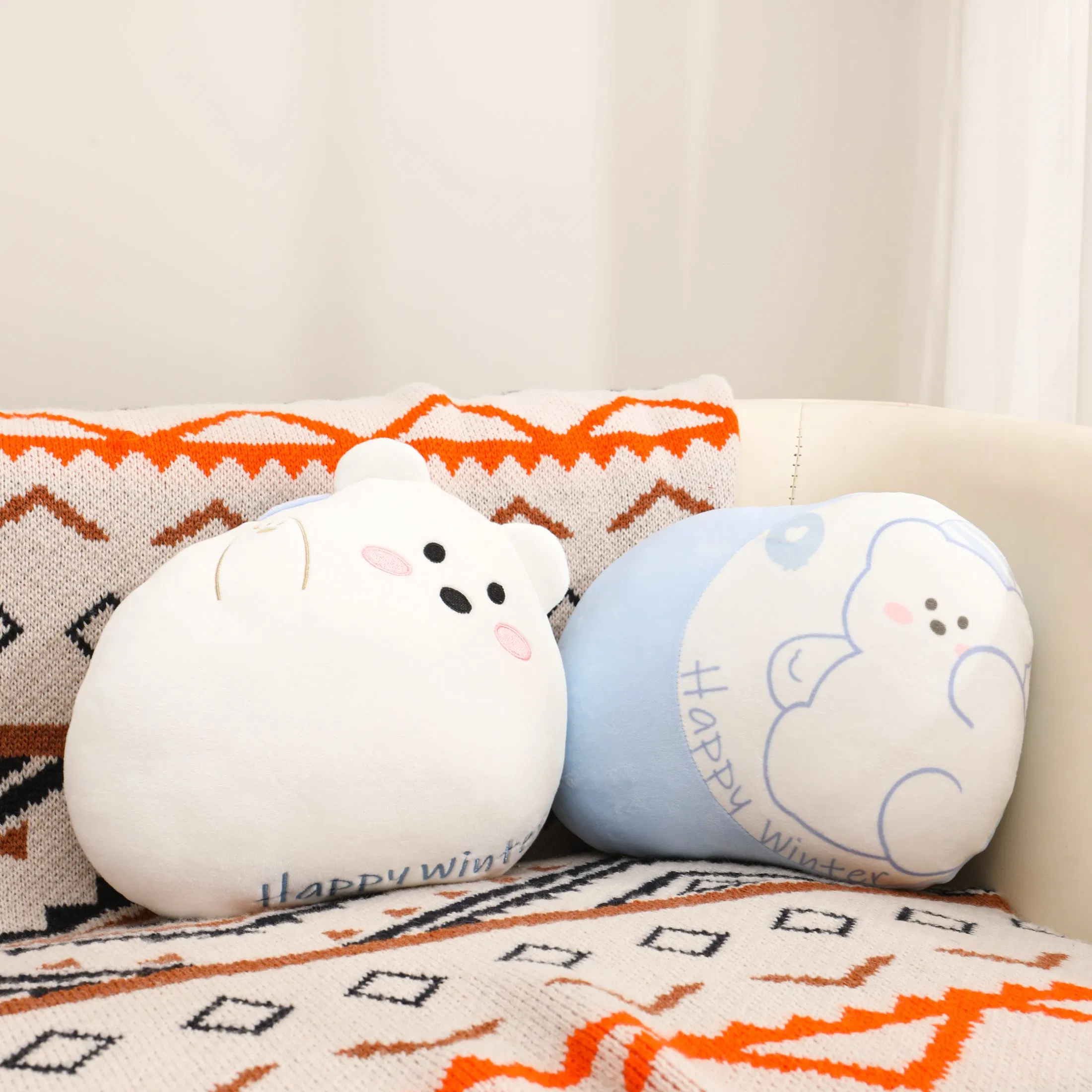 High Quality Modern Style Knitted Throw Pillows for Home Living Room