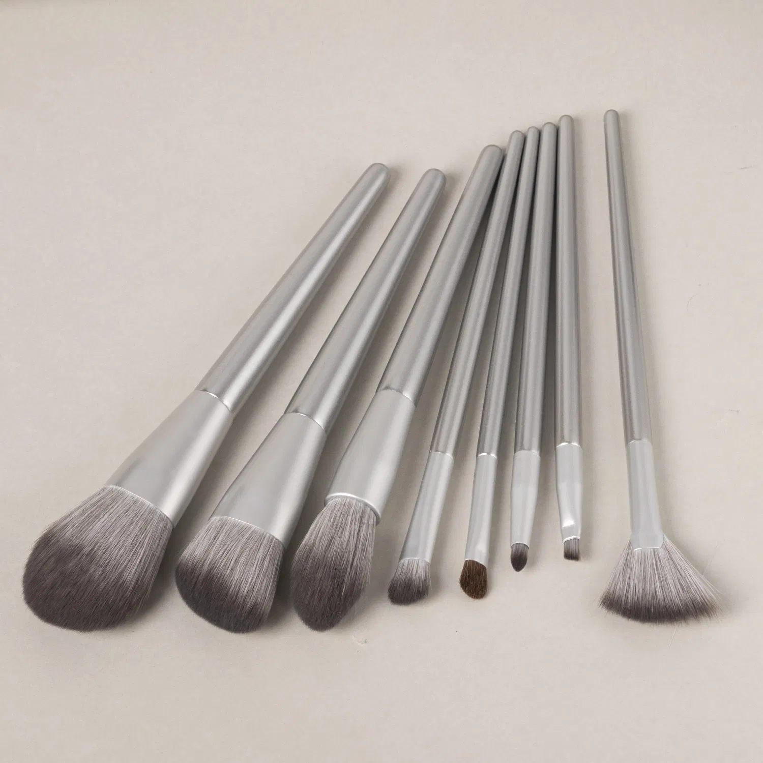 Professional Makeup Brushes Set 8PCS Silvery Wood Handle Cosmetics Tools Powder Contour Foundation Brush