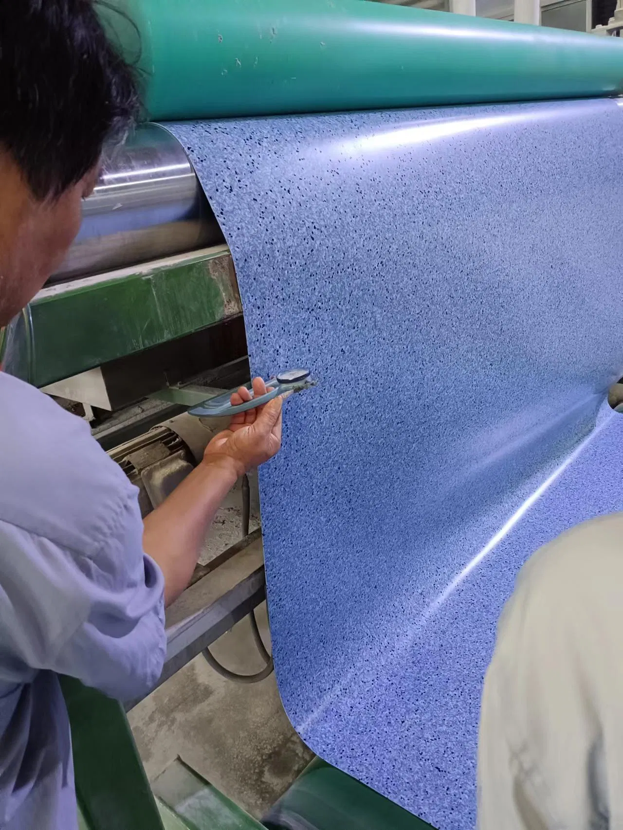 High Quality Anti-Static ESD PVC Floor 2mm Thickness 20m Length