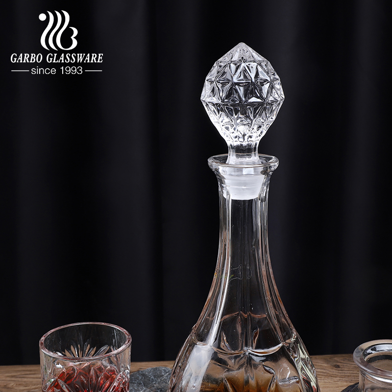 High-Quality 800ml Glass Wine Bottle Whisky Decanter Crystal Collection Carafe Beer Storage Wholesale Glass Decanter Set with Stopper