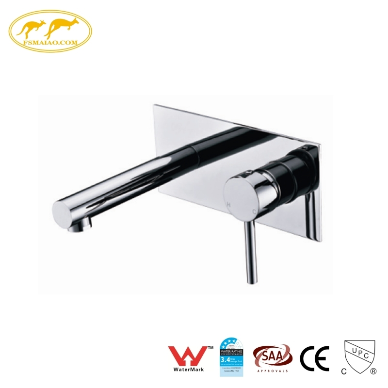 Sanitary Ware Bathroom Accessories Backplate Included Flexible Hoses Bath Mixer