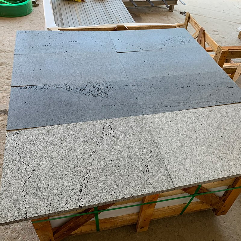 Hainan Honed Dark Black Lava Blue Stone Ant Marching Tile Basalt for Paving/Coping/Kerbstone/Wall/Swimming Pool/Flooring/Covering/Paver/Cobbles Price