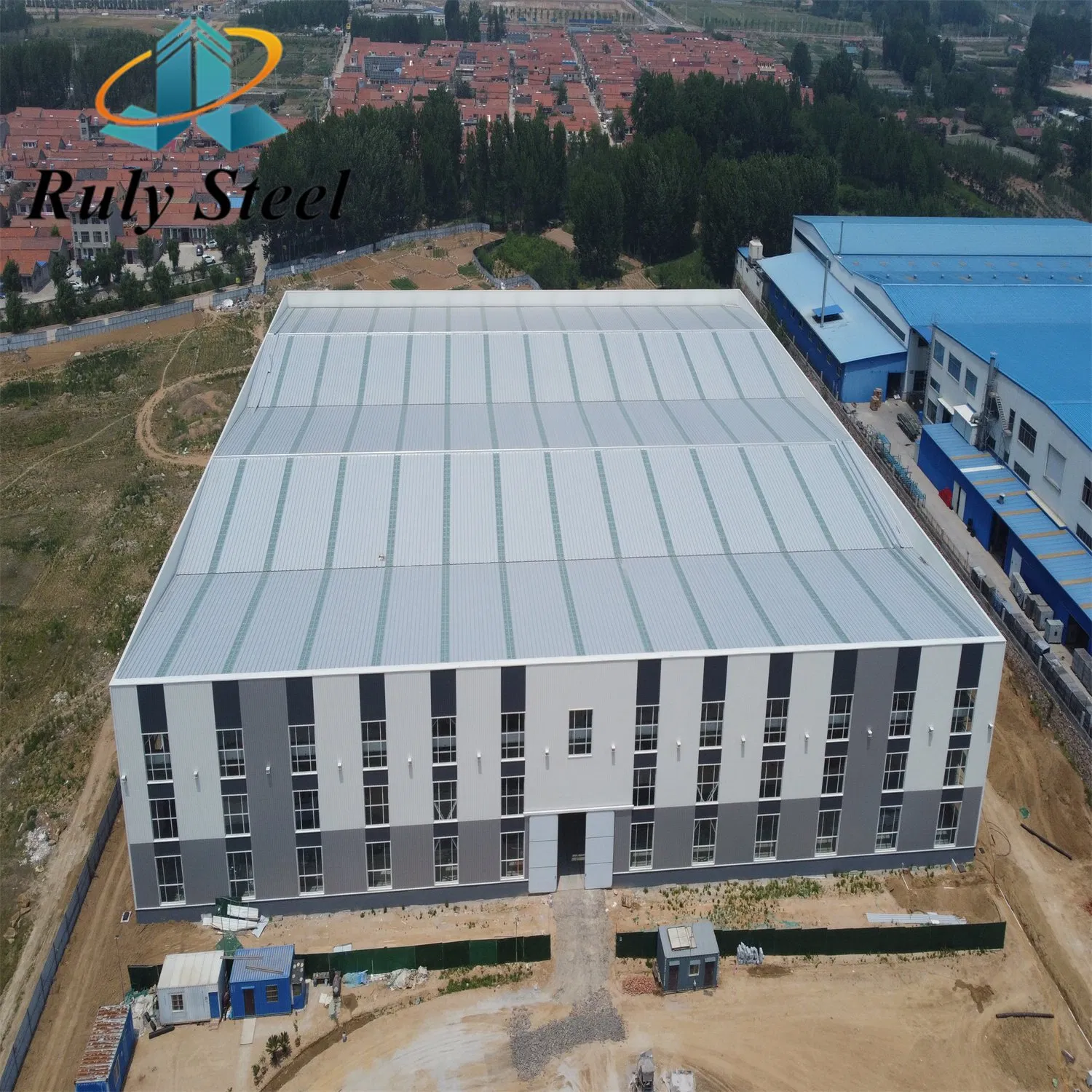 Easy Assemble Large Span Low Cost High Quality Seismic/Wind-Resistant Space Customized Prefab/Prefabricated Steel Structure Warehouse