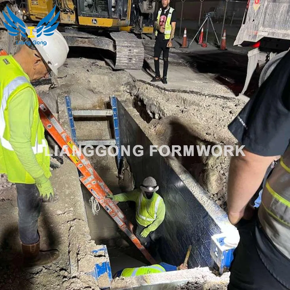 Lianggong Standard Manhole Steel Trench Shoring Box for Laying Pipe Civil Construction