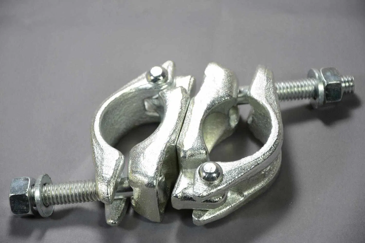 ASTM Forging Fasteners Manufacturers Supply English Cross Right Angle Rotary Fasteners for Construction Scaffolding Construction