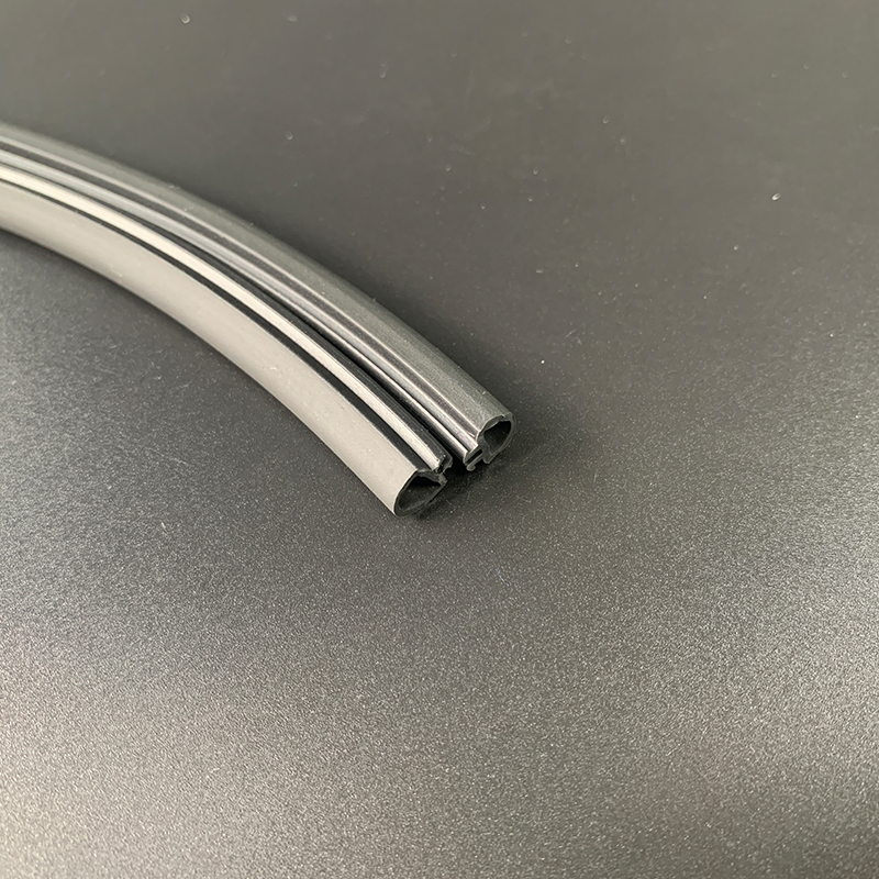Long Lasting Waterproof Energy Saving EPDM Rubber Strip Extrusion Door Gasket