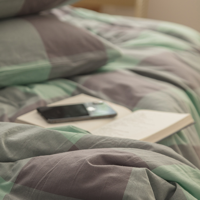 China Textile Fabric Striped King-Size Washed Cotton Bedding Set