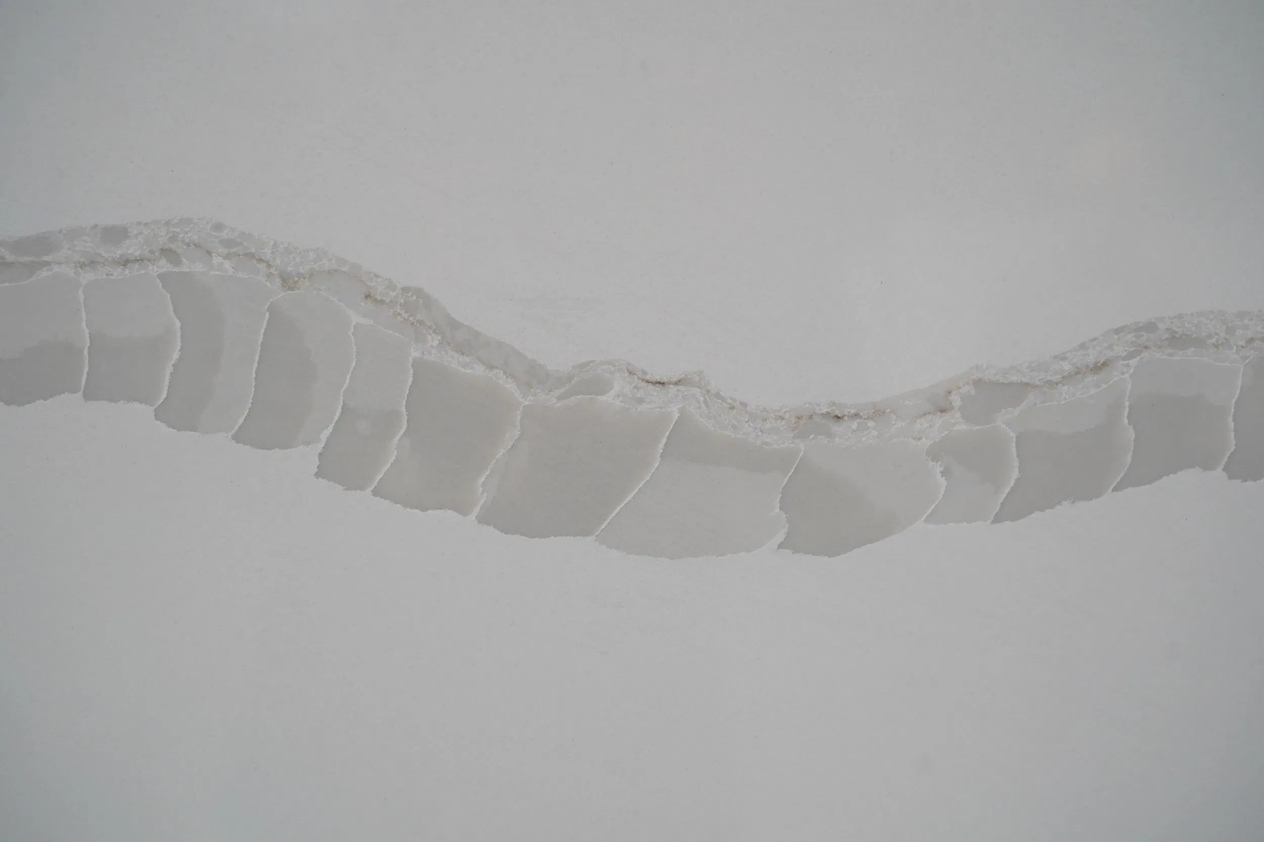 Premium Quartz Stone Countertop with 5years Guarantee for Kitchen and Bath