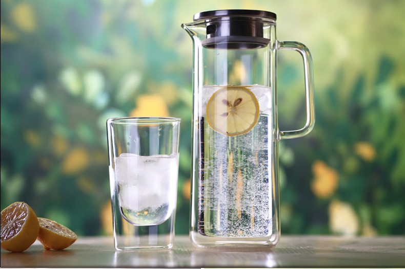 1100ml Home Use Borosilicate Glass Cold Water Carafe with Silicone Lid