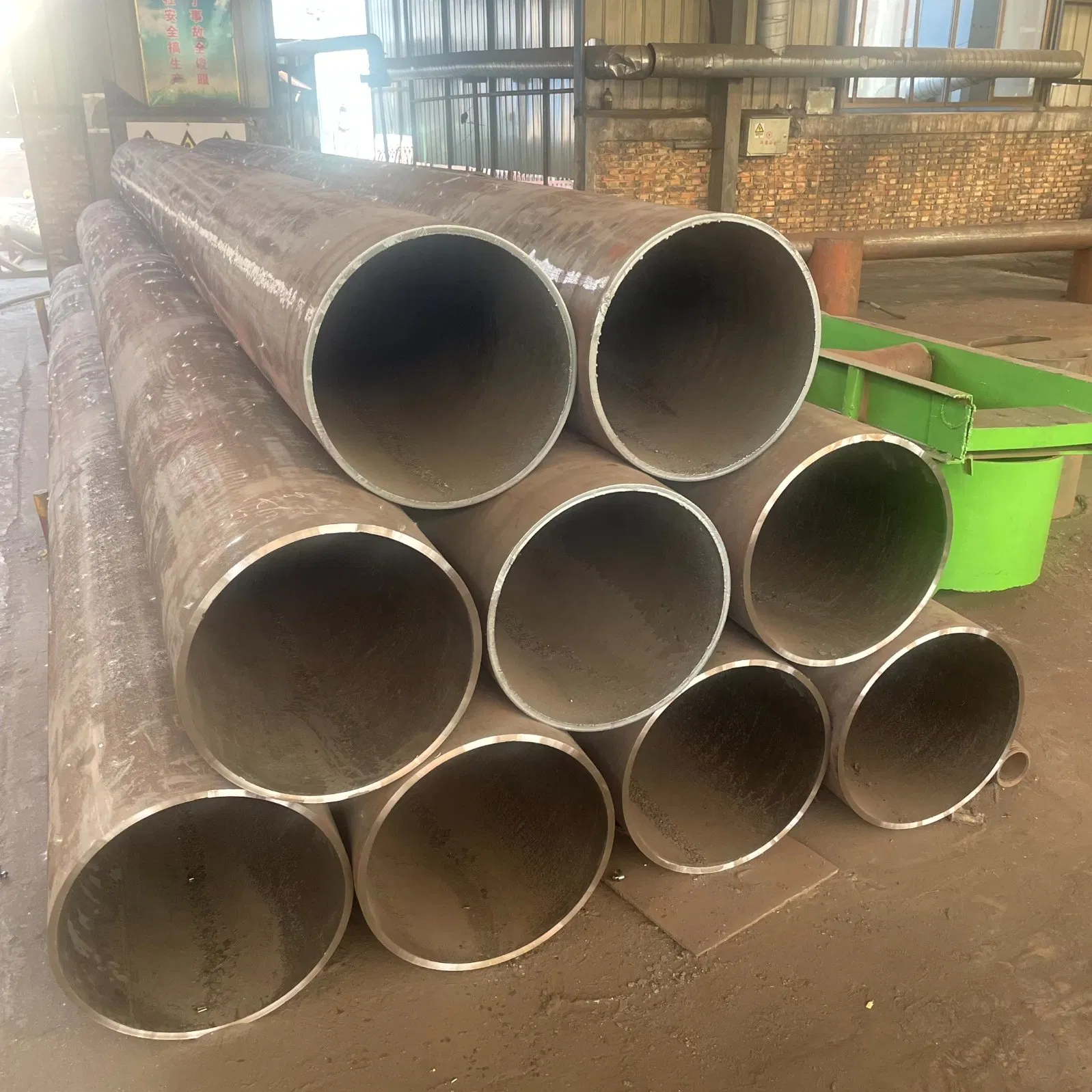 Stable - Performance, Hygienic, Chemical - Resistantand High - Tensile Seamless Steel Pipe for Continuous Oil Production