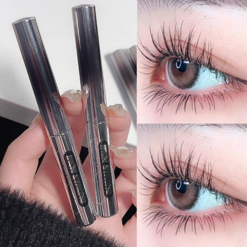The Highly Pigmented, Rapid-Dry, Long-Lasting, Conditioning and Strengthening Mascara