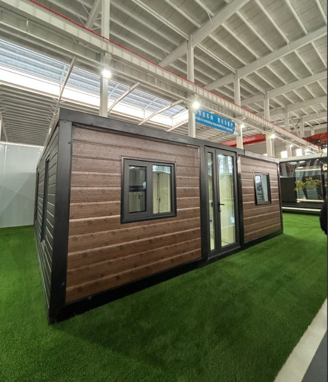 20FT 40FT Tiny Prefabricated Expandable Container Capsule House with Bathroom & Kitchen