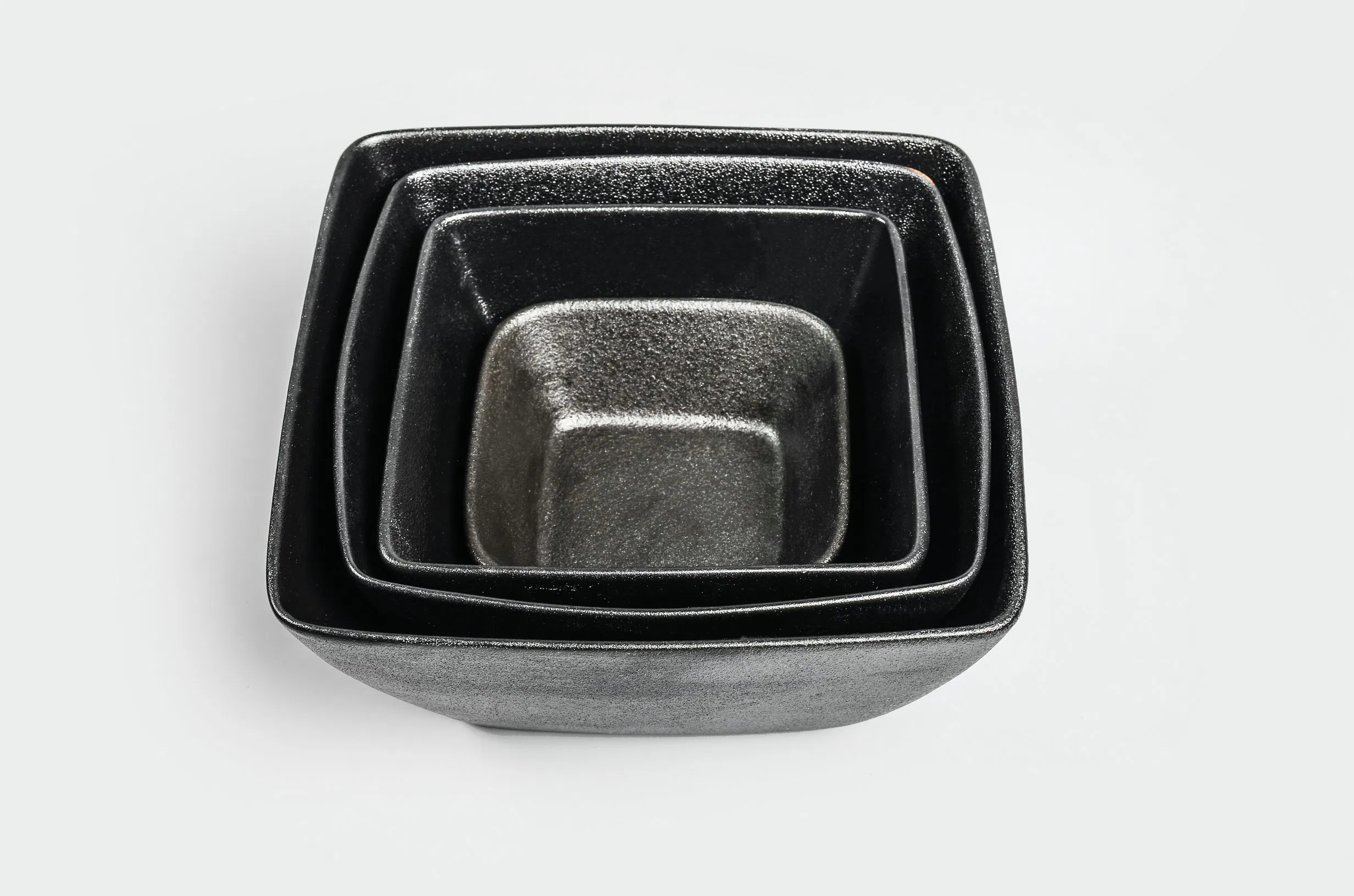 New Products Irregular Square Shape Salad Bowl Ceramic Soup Bowl Black Shrinkage DOT Effect Bowl