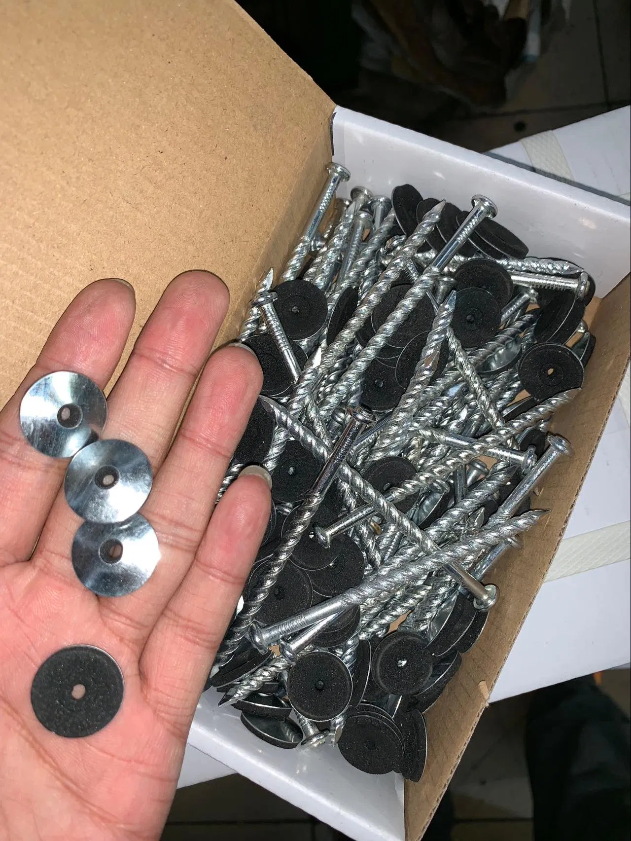 Roofing Screws with Bonded Washer 90mm South Africa
