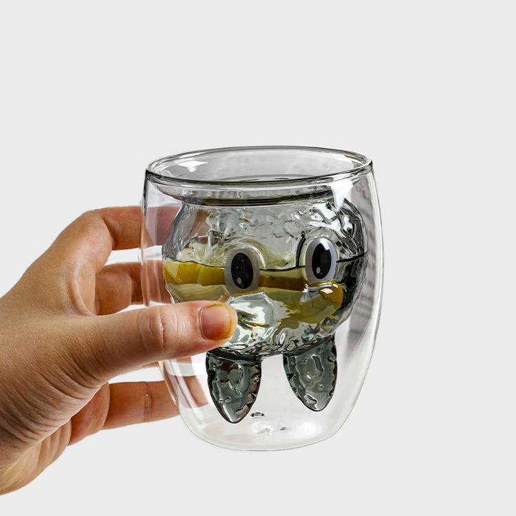 The Latest Cartoon-Style Design Appearance Customized Double Wall Glass Cup with Colors Inner Decoration