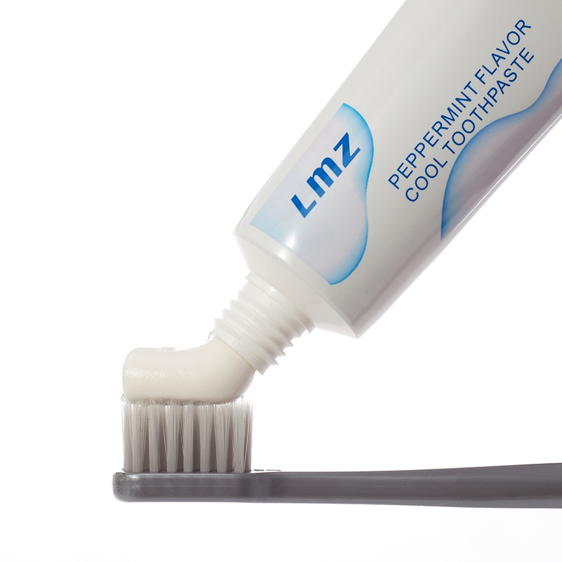 Free Samples Custom Oral Care Whitening Teeth Fresh Breath Fluoride Free Peppermint Toothpaste with Logo