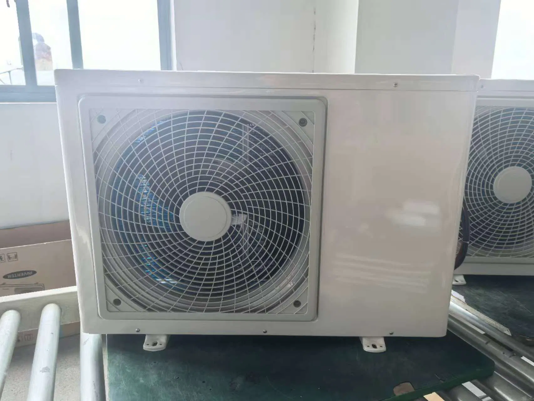 Солнечный кондиционер 18000 BTU для дома с аккумулятором