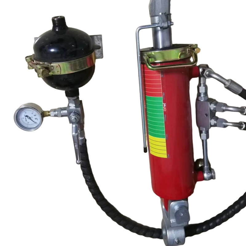 Гидроцилиндр с мембранным аккумулятором