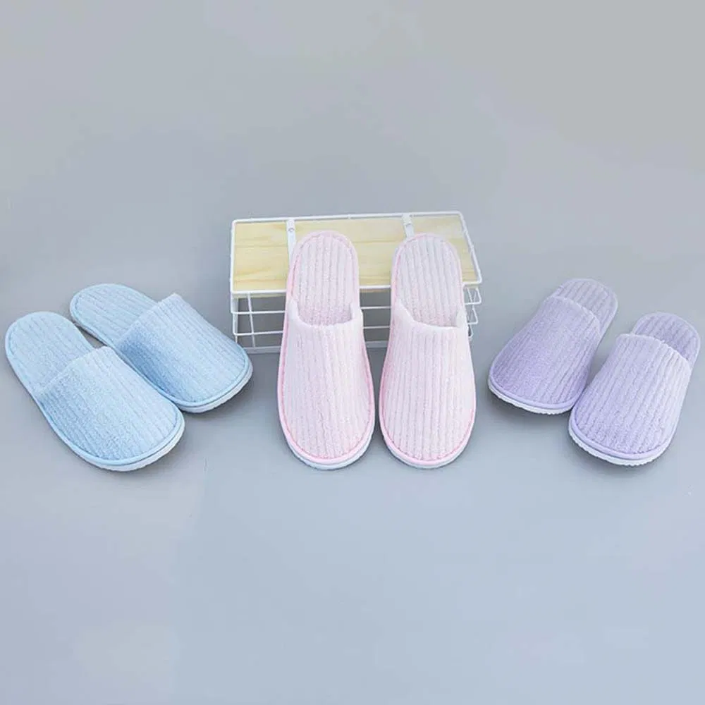 Customized Logo Disposable Slippers in White/Gray/Pink/Purple/Blue with Coral Fleece Surface for 3-5 Star Hotel/Guesthouses/SPA/Airline