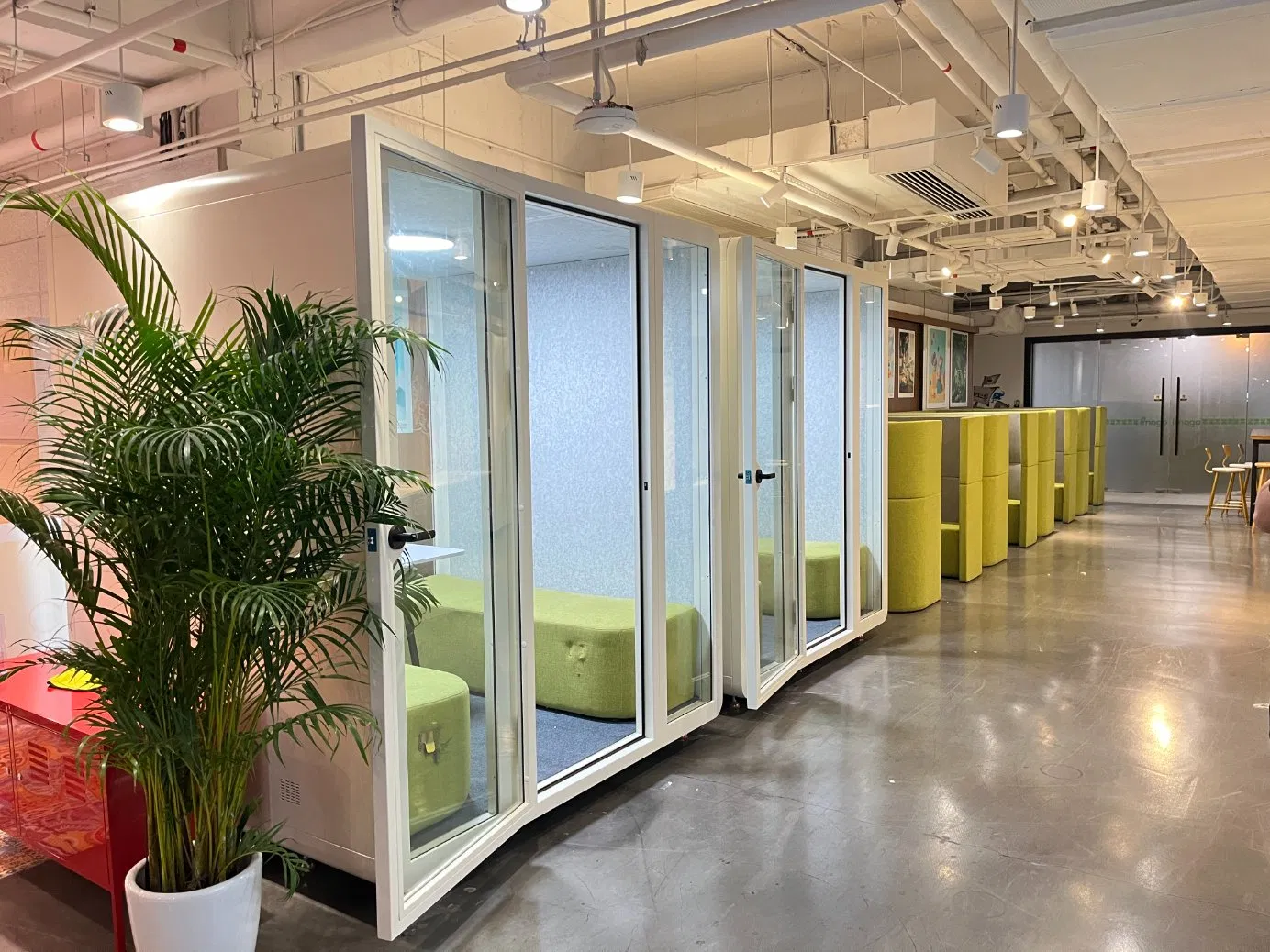 Innovative Office Booths: Prefabricated Solutions for Modern Work