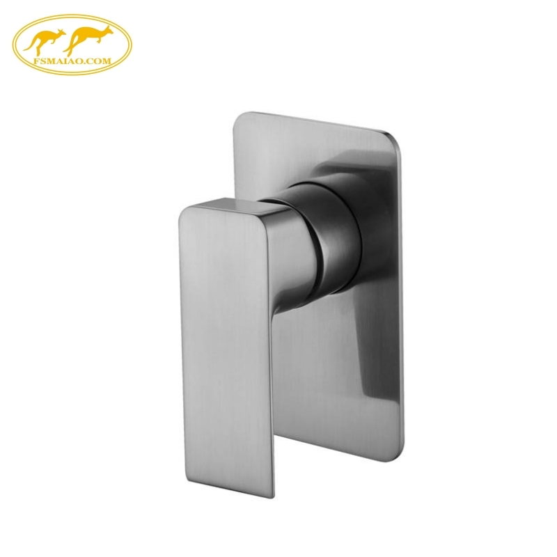 Bathroom Sanitary Ware Dzr Brass Body Single-Hole Installation Shower Mixer
