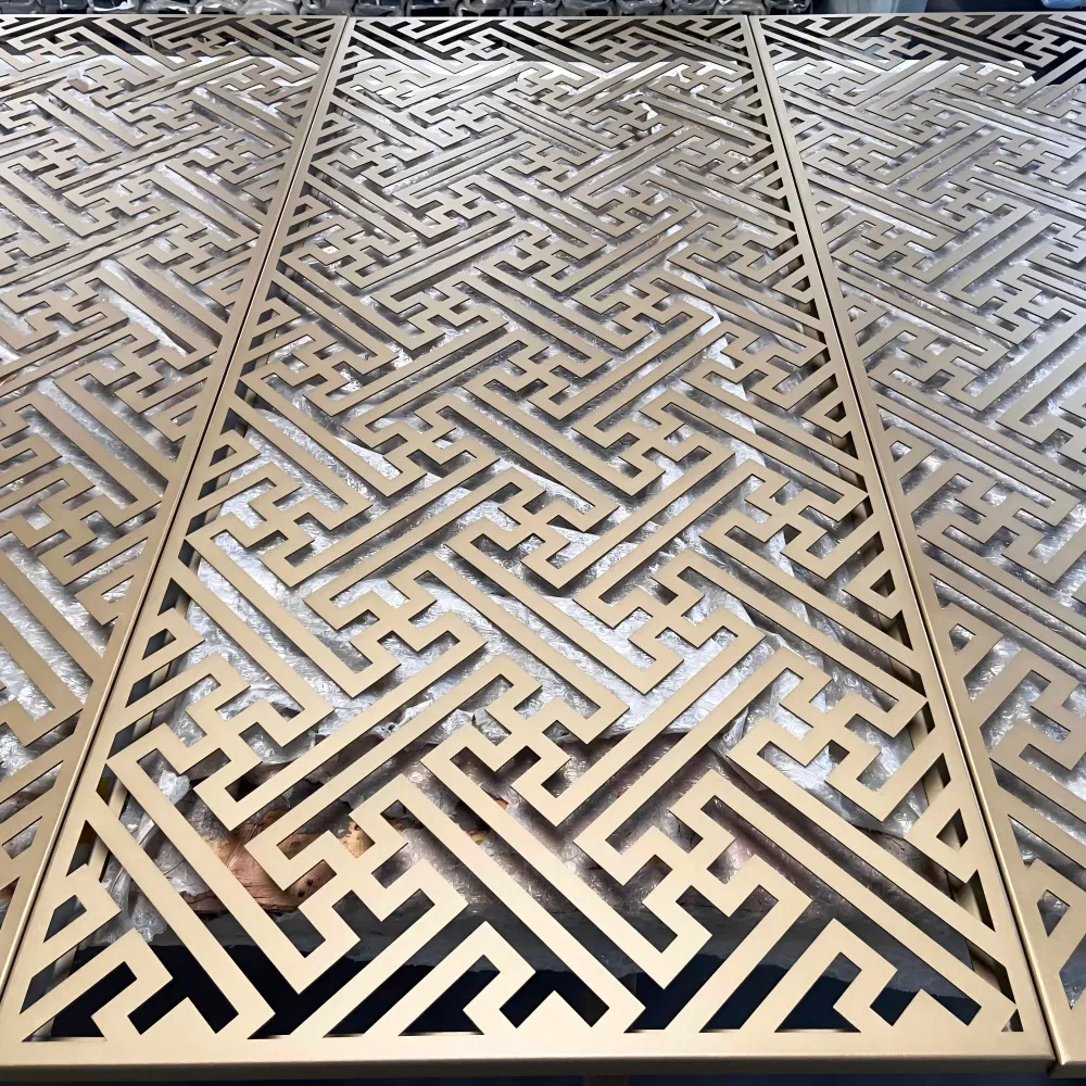 Customized Modern Golden Aluminium Wall Cladding for Mall Exterior Decoration
