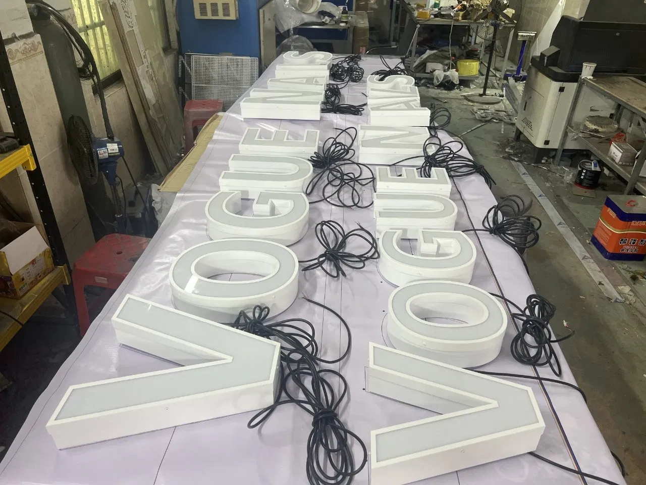 Customized Light up Letters Face Lit Acrylic Luminous Letter with Factory Prices