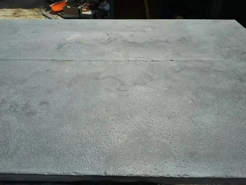 Building Material Natural Limestone Leathered/Honed/Tumbled Bluestone for Floor Tiles and Paving Stone and Wall Cladding/Facade