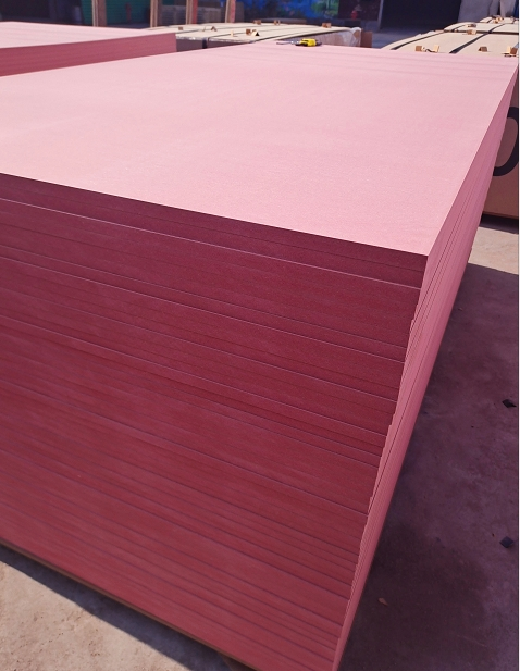 18mm Flame Retardant Fire Resistant Red MDF Sheet Fibreboards Fireproof Red MDF