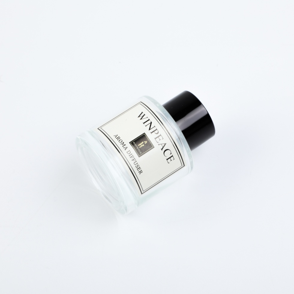 Tabletop Eco-Friendly Calming Glass Bottle Aromatherapy Diffuser for Decoration