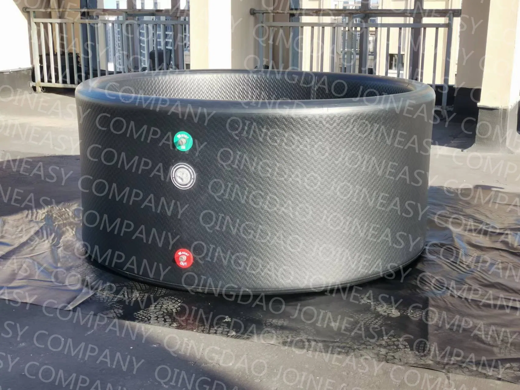 Надувная ледяная ванна-бочка 95x95 см, черная