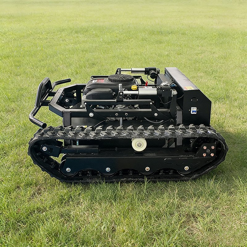Газонокосилка-робот с ДУ, бензиновая, 90 см, 608cc