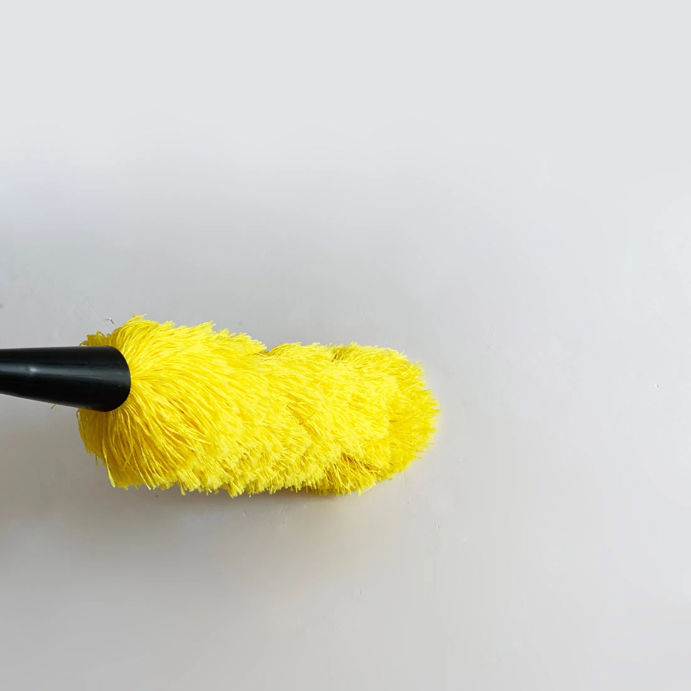 Telescopic Fluffy Duster with Aluminum Telescopic Handle and PP Block with Microfibre Duster Head for Furniture and Cabinet Cleaning