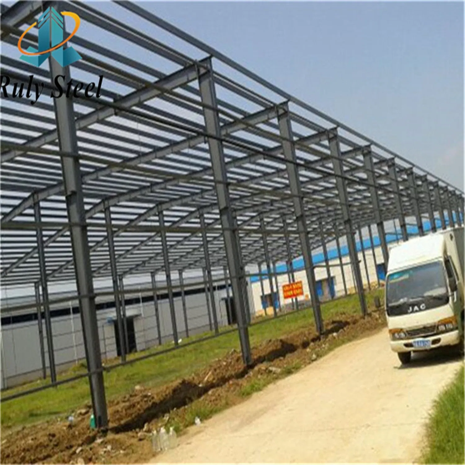 Good Seismic Performance Aluminum Alloy Window Made in China Prefab Structure Steel Warehouse