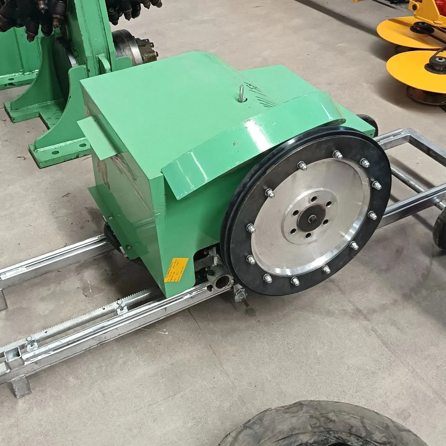 Высокоскоростная электрическая пила с алмазным тросом