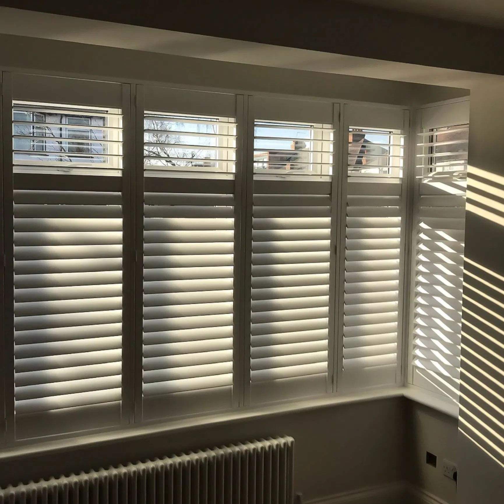 Plantation Shutter Privacy Shutters for Window and Door