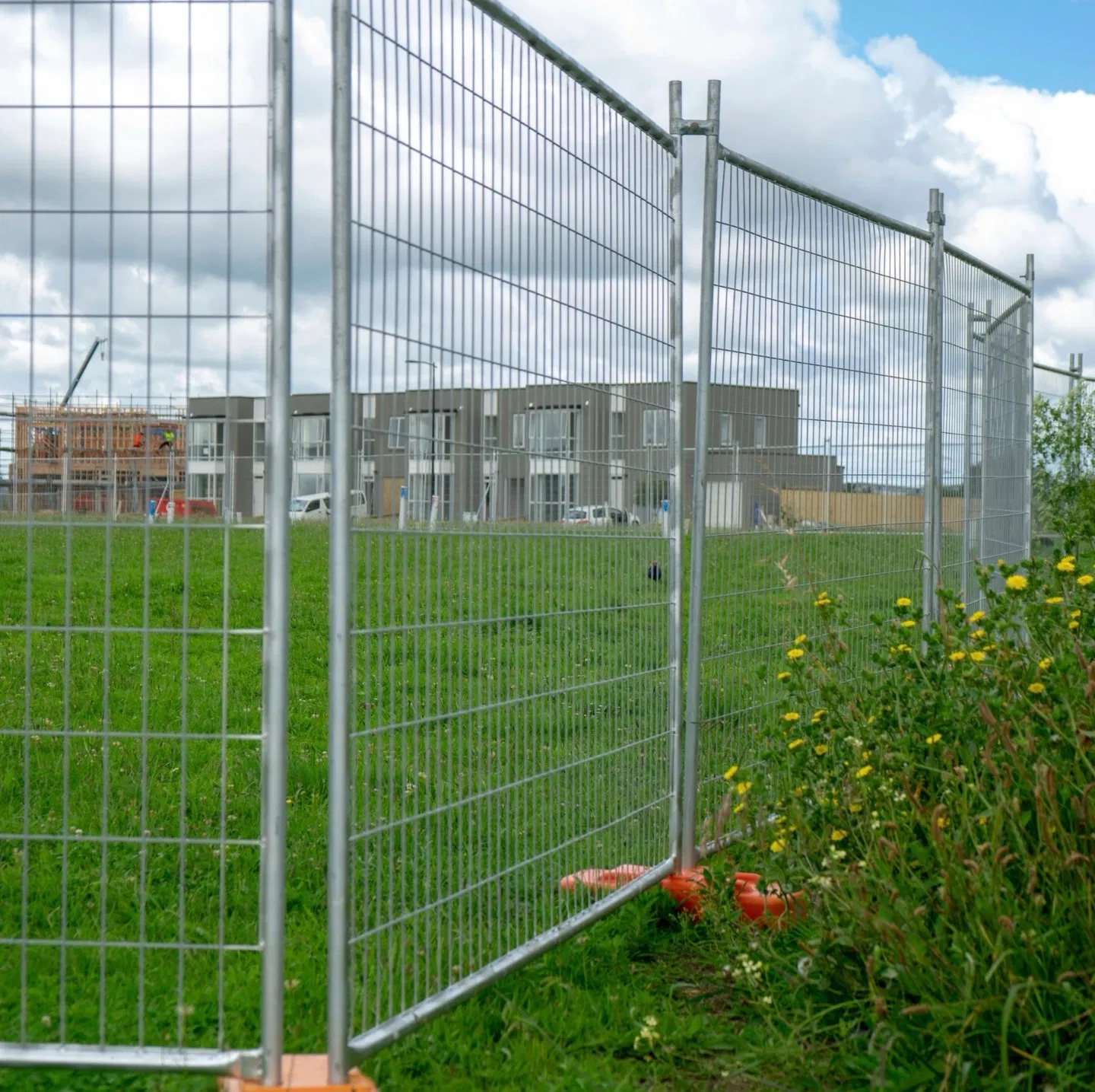 Durable Galvanized Frame Welded Mesh Fencing for Secure Areas