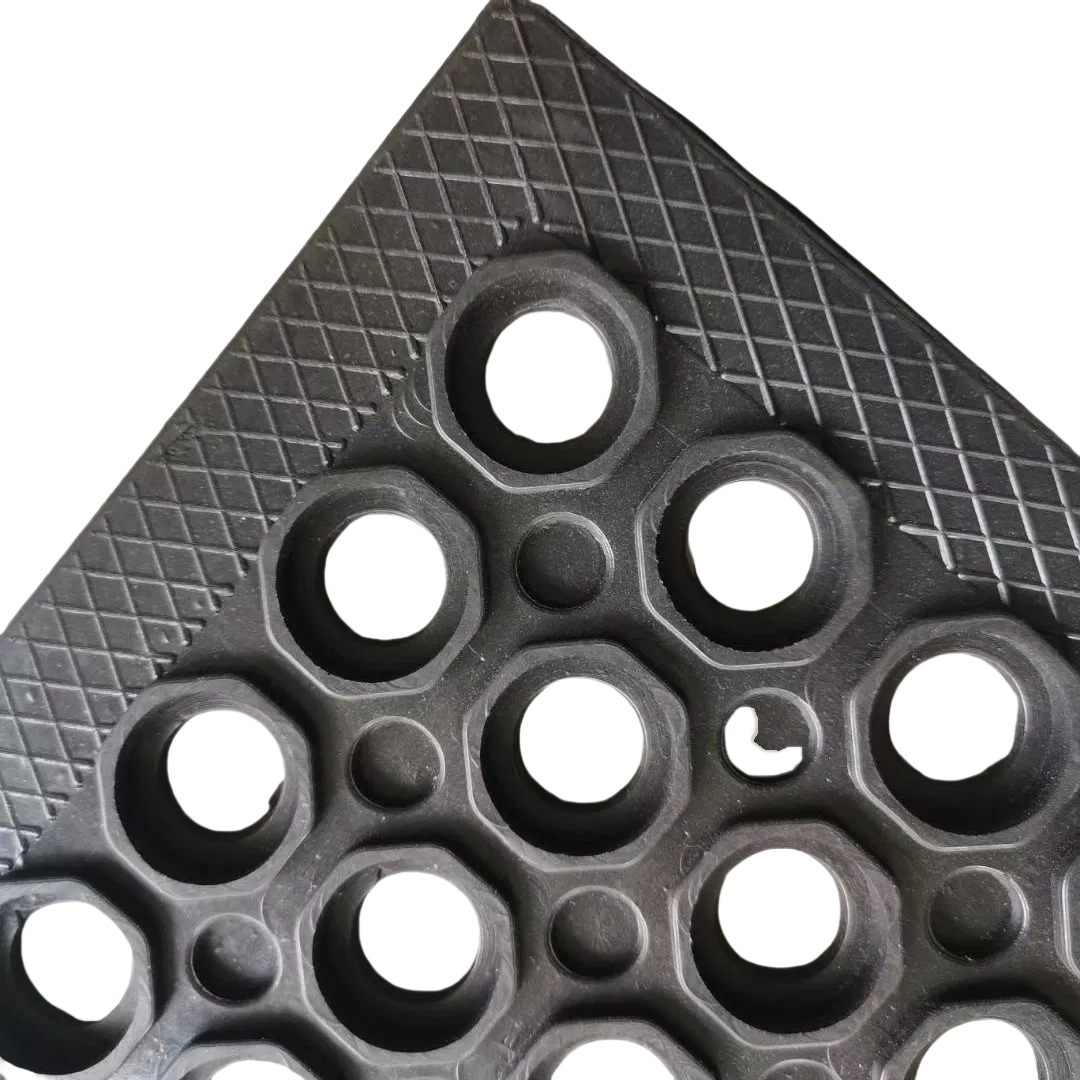 Kitchen Oil-Proof and Anti-Slip Rubber Injection-Molded Floor Mat with Holes for Drainage