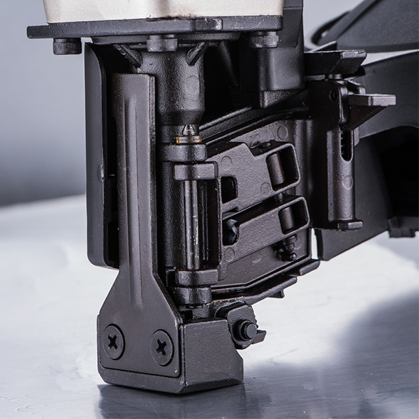 Пневматический гвоздезабивной пистолет CRN45A для кровли