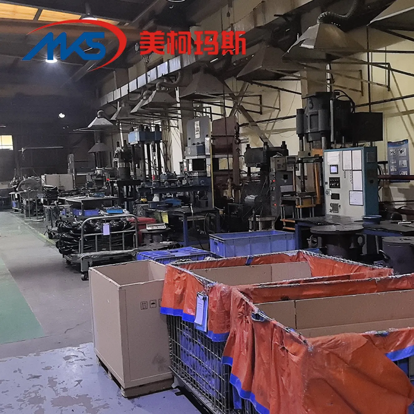 Гидравлический аккумулятор DA 1.00L 210/350bar для экскаватора